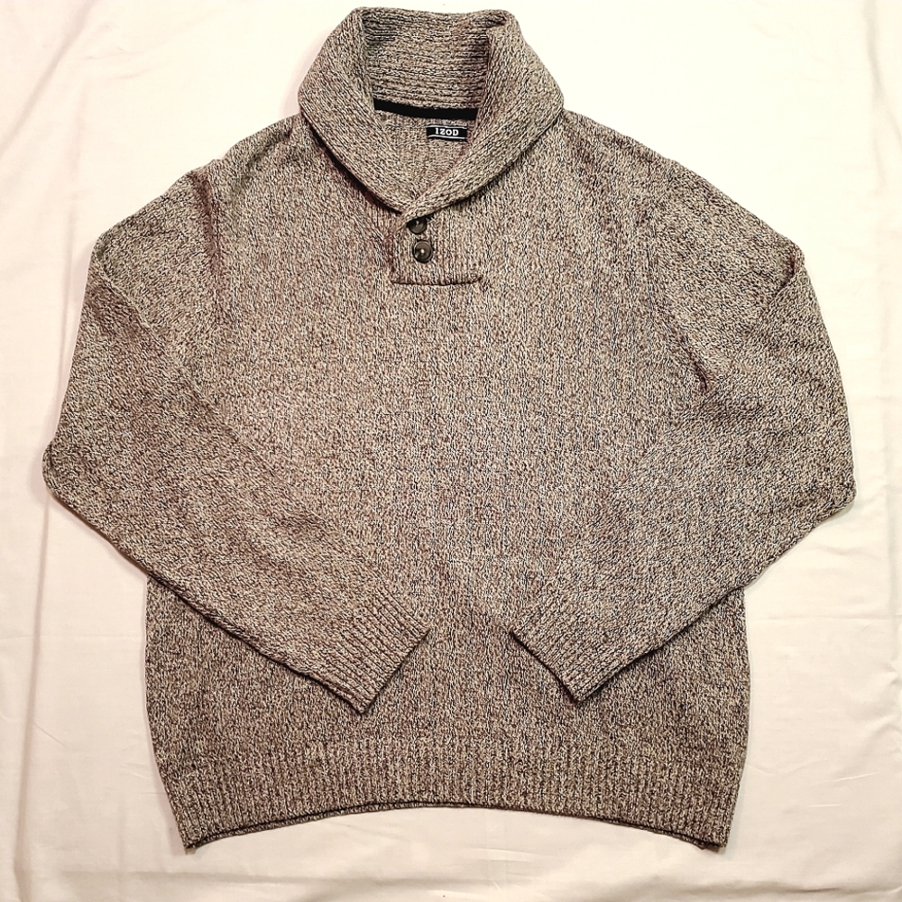 IZOD Pullover Sweater w/Thick Collar.